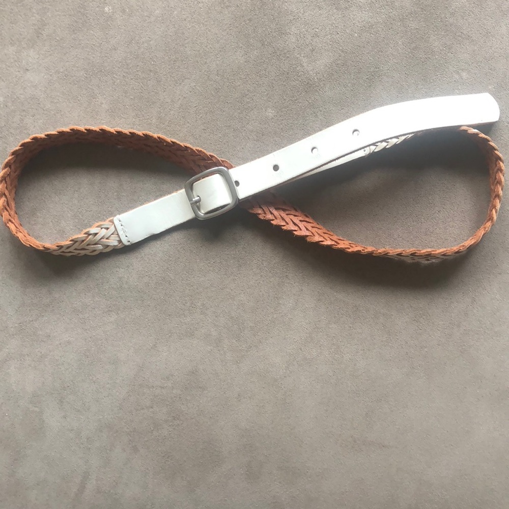 Ann Taylor cream leather belt